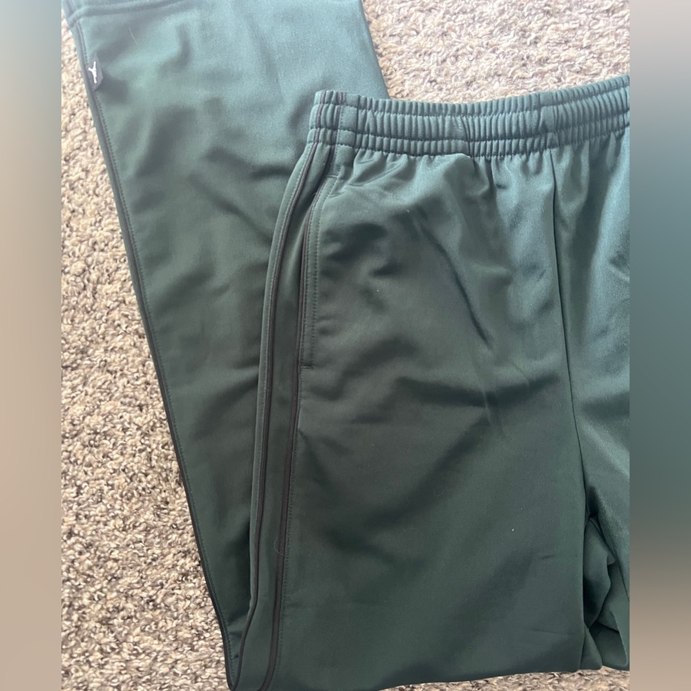 Nike Jordan Dark Green Athletic Pants with Side Pockets Medium